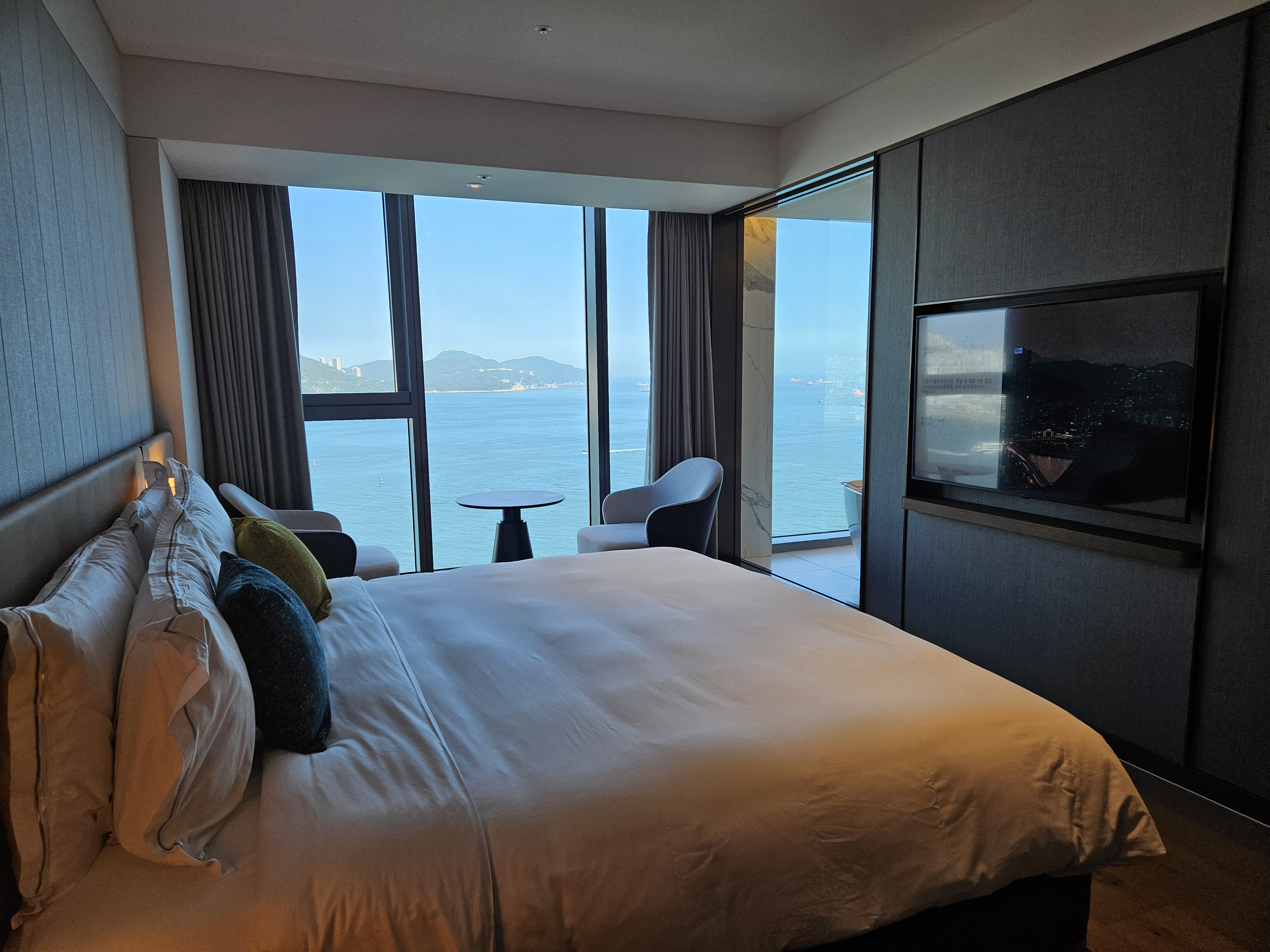 윈덤 그랜드 이그제큐티브 킹 오션 뷰