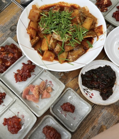 전북부안 곰소등대길밥상