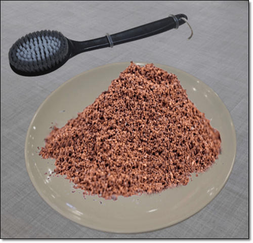 드라이 브러쉬와 커피 찌꺼기