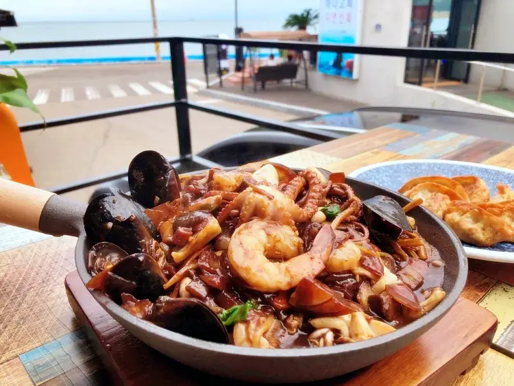 투데이 맛있는 메뉴 맛대맛 중식 돌판 해물짜장 벌집탕수육 맛있는 식당 추천 부산 기장 중국집 맛집