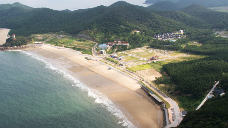 난지섬 해수욕장: 청정 섬 해변의 낭만