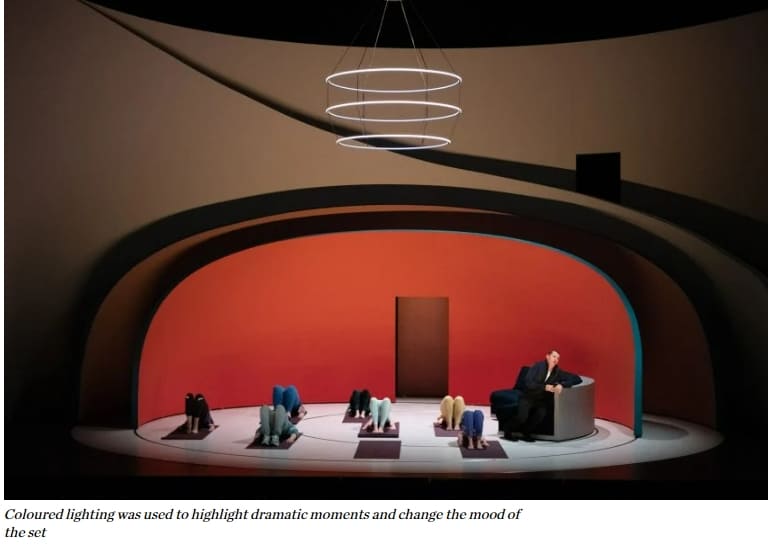 베르디의 리골레토 위한 움직이는 세트 디자인 Pierre Yovanovitch creates set with moving elements for Verdi's Rigoletto at Basel Opera