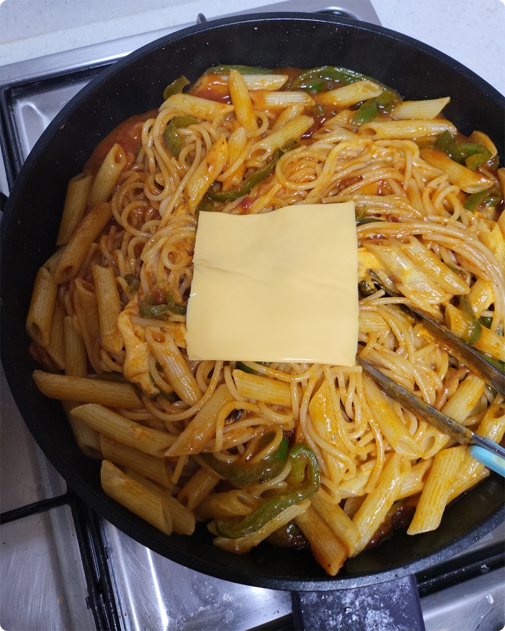 체다 치즈 한장더