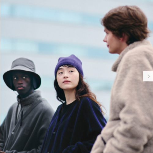 유니클로 니들스 풀집업 사진