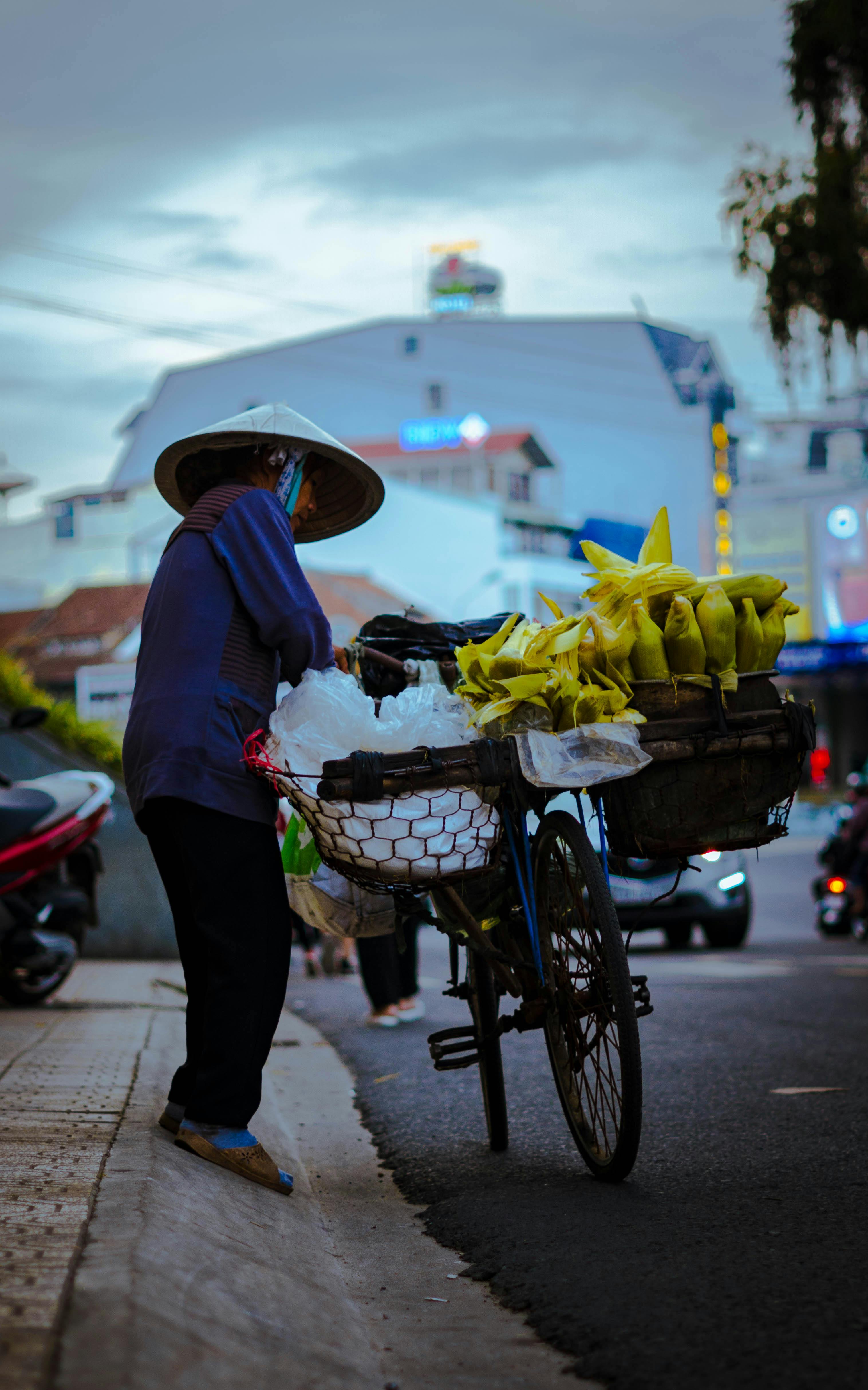 달랏의-옥수수-장수