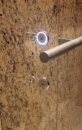 전망대 엘리베이터