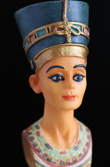 클레오파트라의 외모는 정말 아름다웠을까?