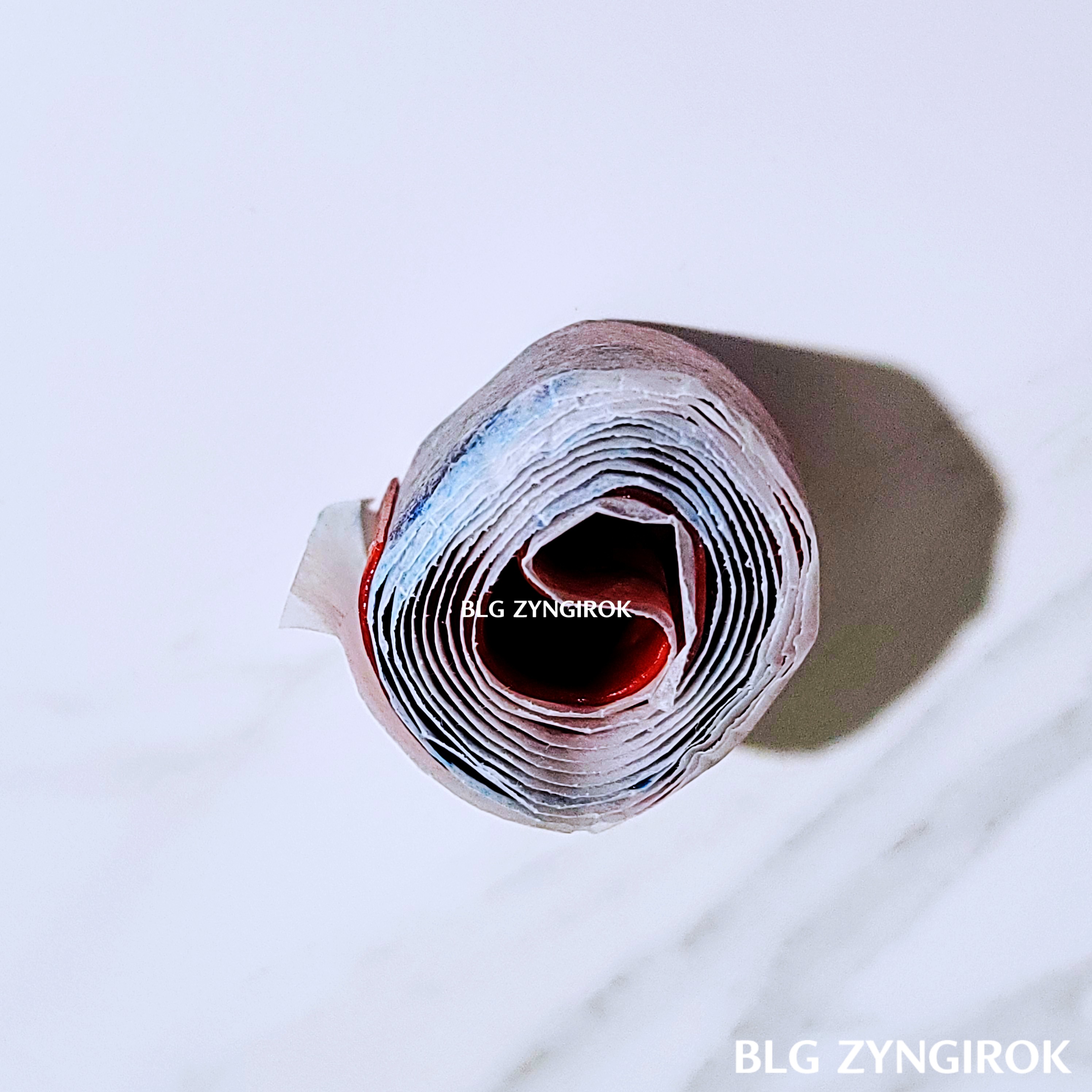 돌돌-말려진-푸룻바이더풋-모습이다.