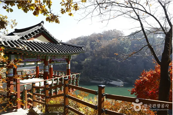 고석정 국민 관광지 전경 이미지