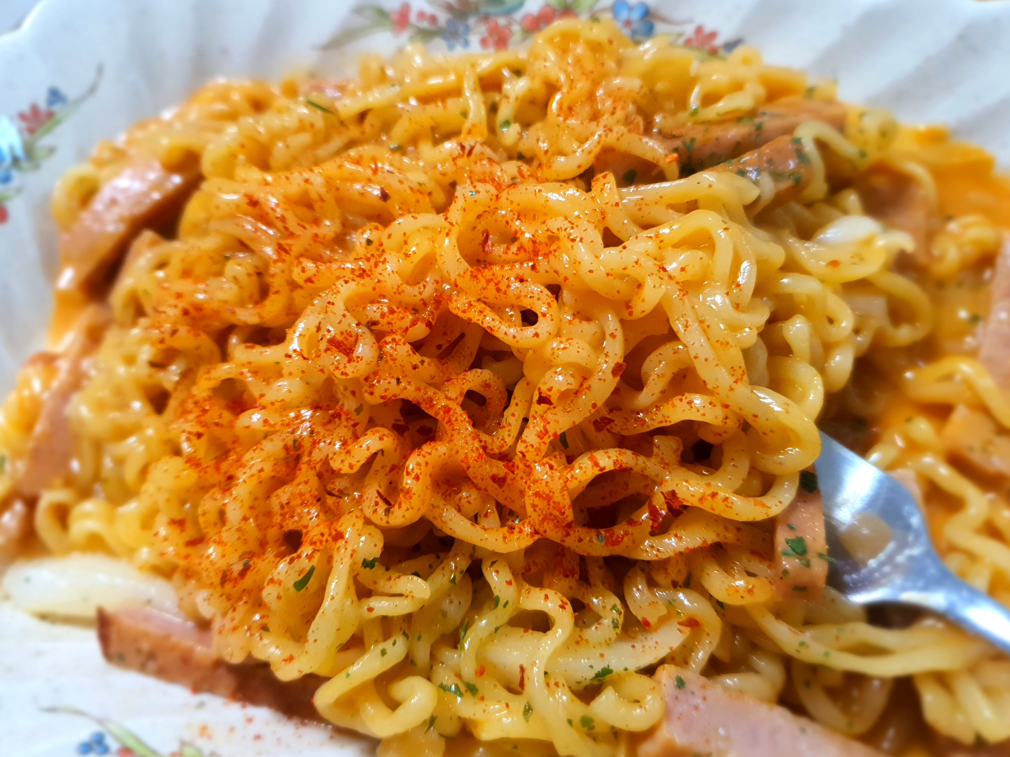 고춧가루를-뿌려-먹었습니다.