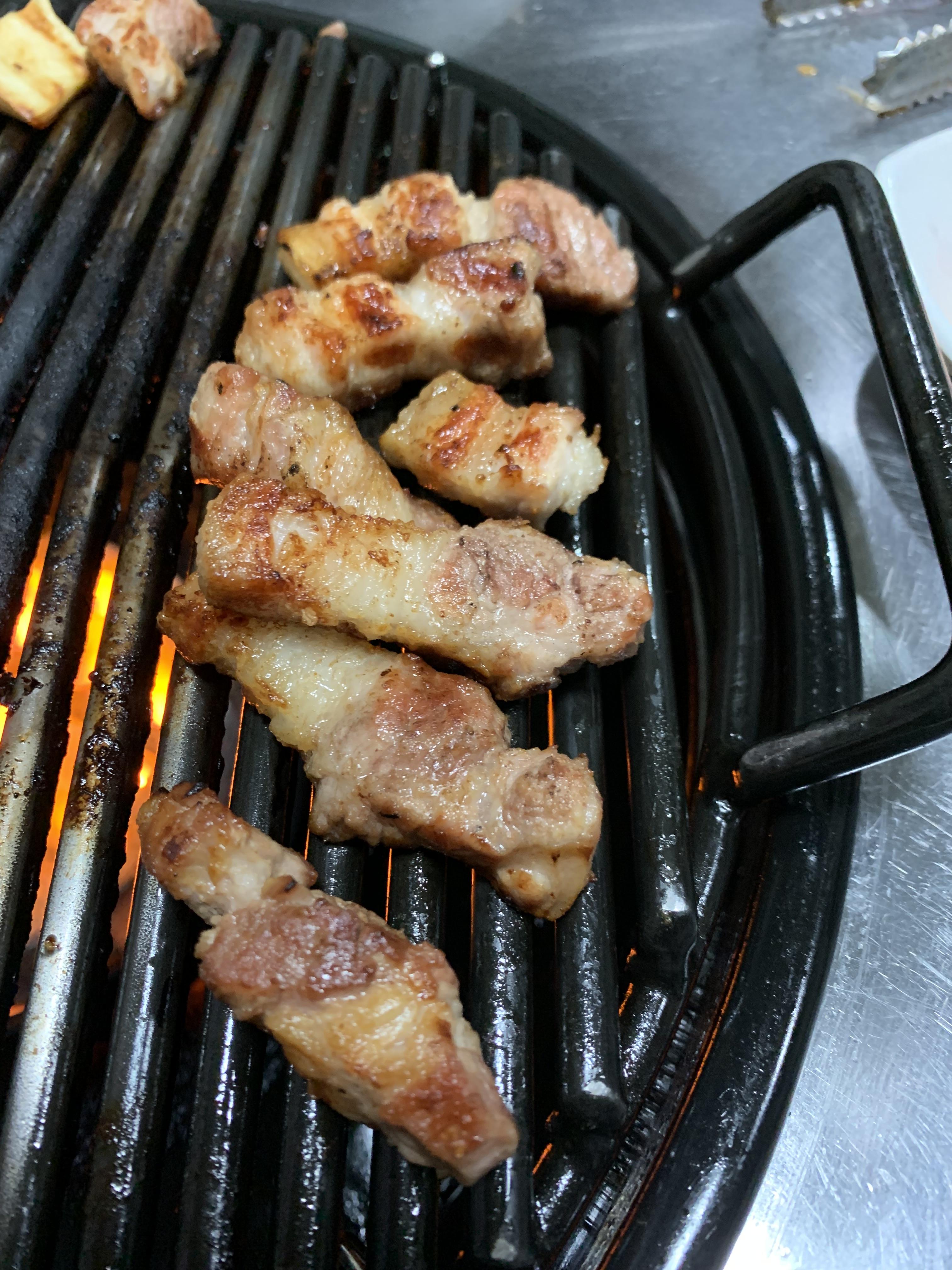 꿈꾸는돼지 삼겹살