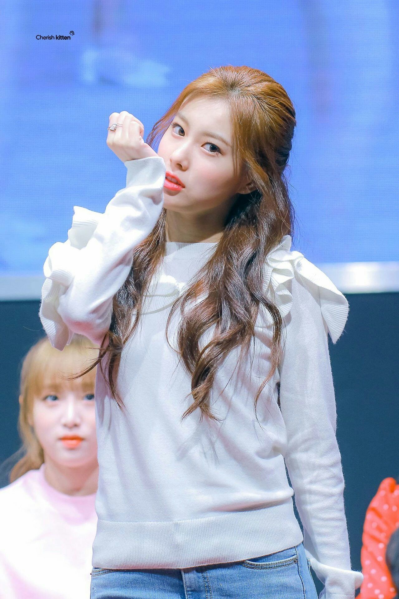 아이즈원 강혜원 몸매 키 아이즈원 강혜원 몸매 키