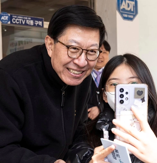 박형준 프로필 나이 고향 학력 재산 페이스북