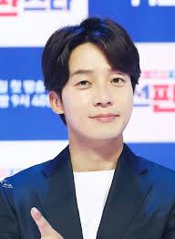 허경환 나이 키