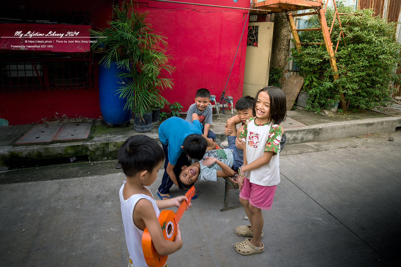 필리핀 세부 필리피노 사람들 거리 골목 시장