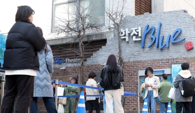 이수만 학전 소극장 거액 기부 이유 | 이수만 프로필 나이 고향 학력 근황