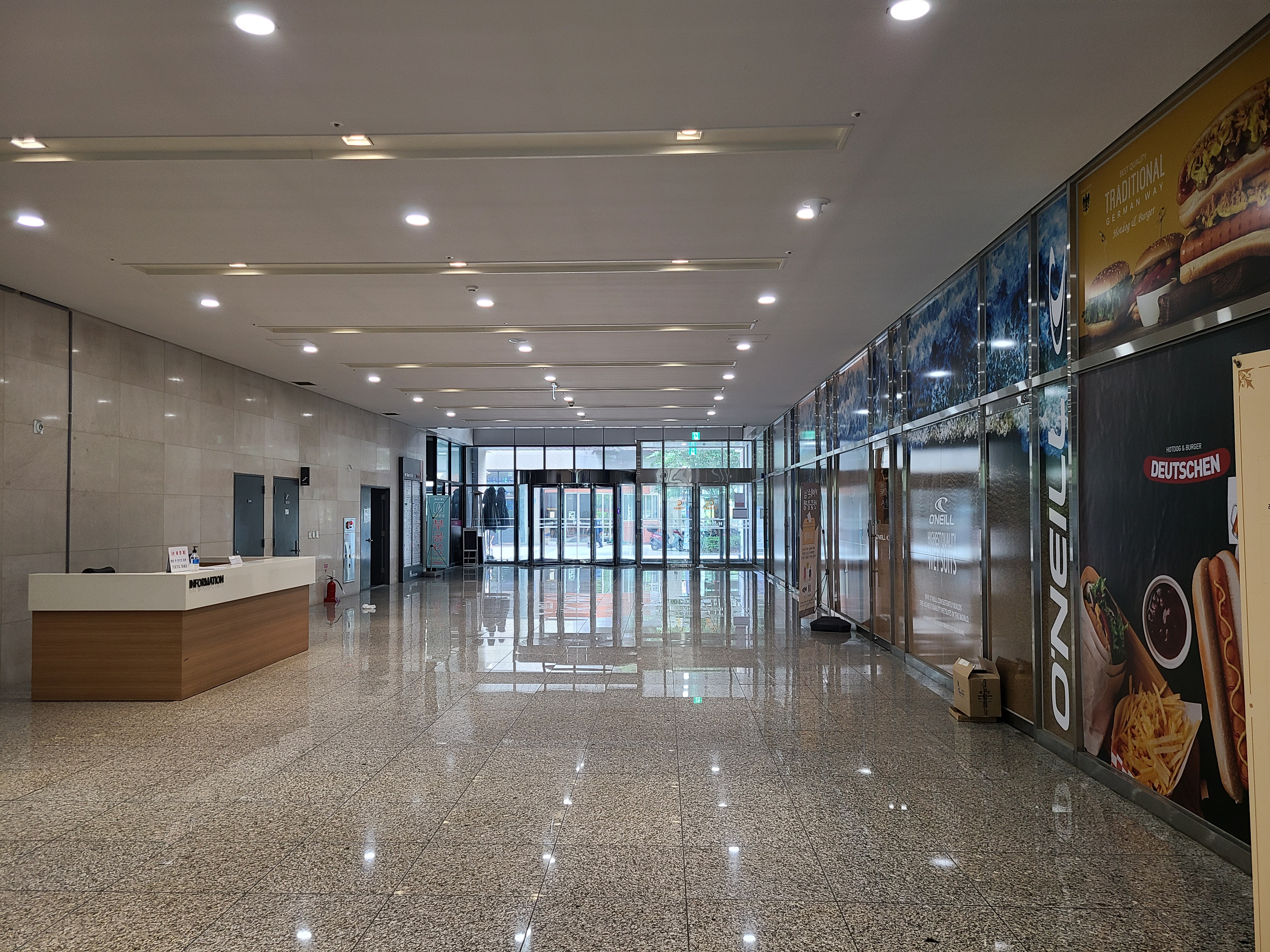 H비즈니스파크 1층 내부4