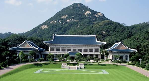 안동 하회마을 정상회담의 의미와 경제·안보 의제 분석: 한일 정상 사상 첫 ‘고향 셔틀외교’ 실현