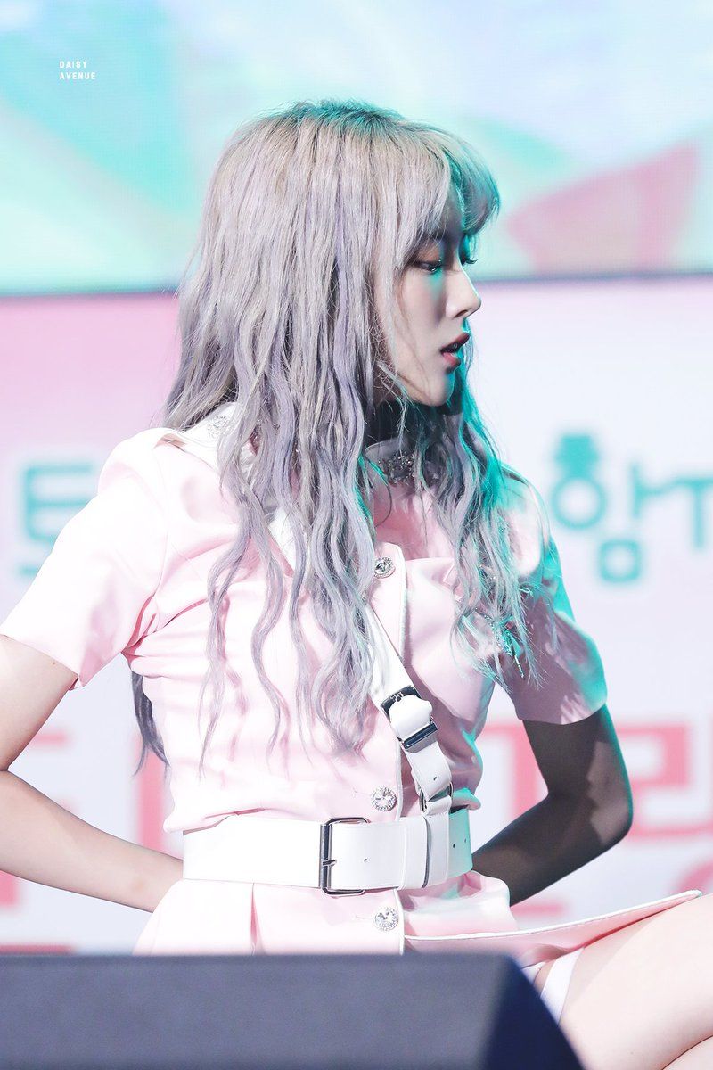 우주소녀 루다 인스타그램 사진 몸매