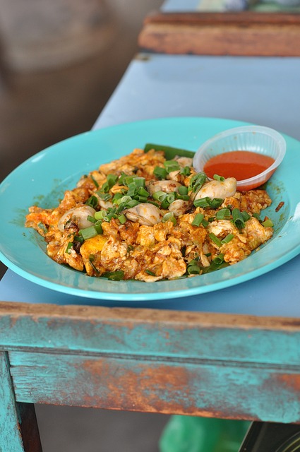 말레이시아 전통 음식 배경과 재료 조리 방법