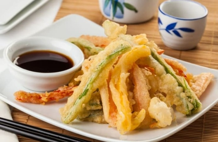 세계 최고의 튀김요리...한국의 치킨도 포함? VIDEO:The best fried foods around the world