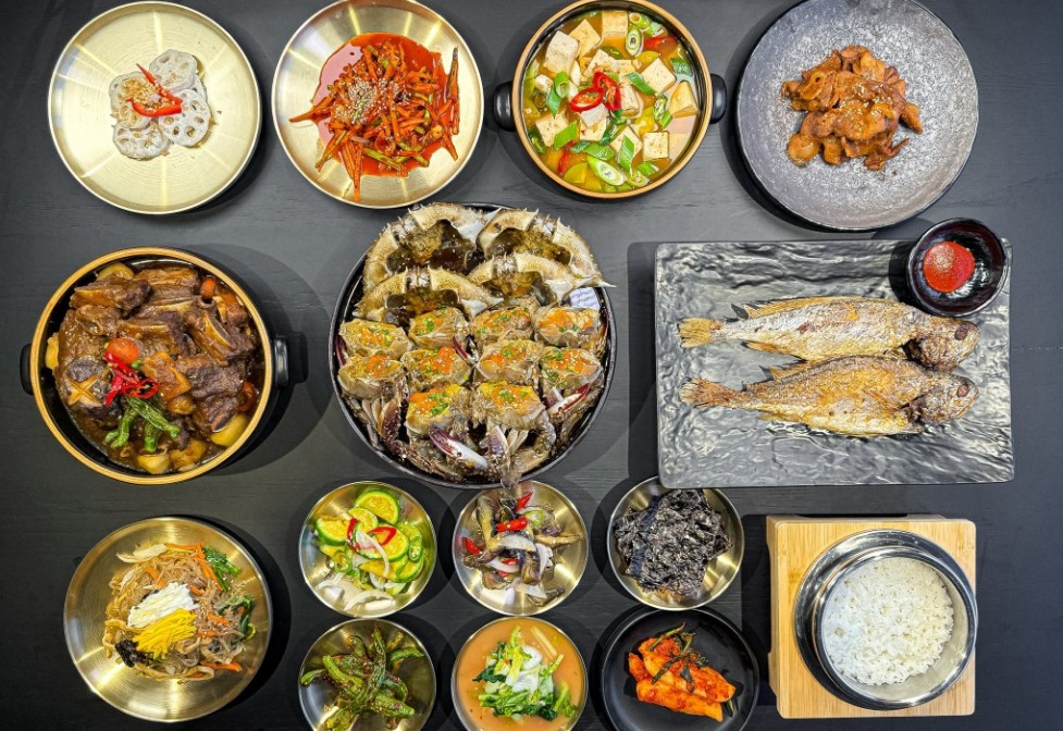 비원식탁 음식 사진