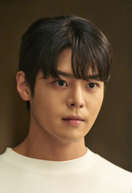 유진우 역 려운 배우