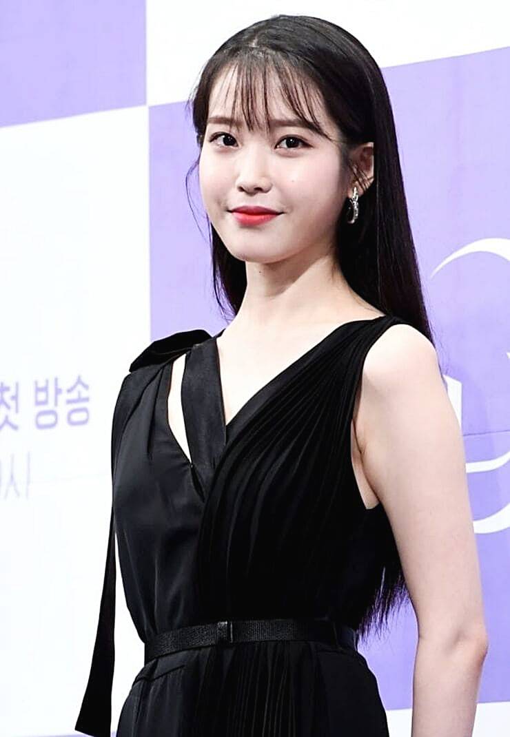 가수-아이유