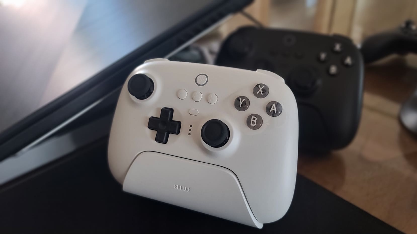 8BitDo 얼티밋 블루투스 컨트롤러 NS 화이트