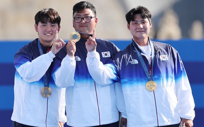 남자 대표팀 메달 수여삭