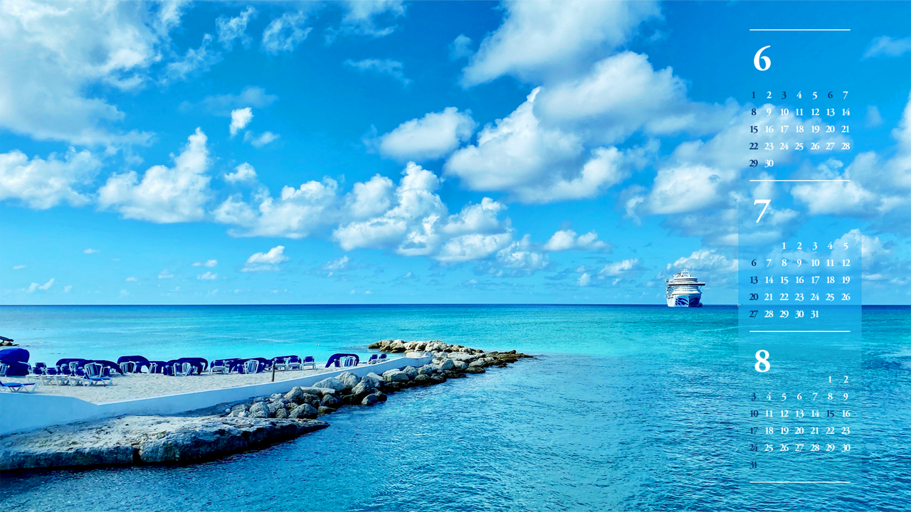 05 유람선과 구름 B - 2025년7월 노트북배경화면