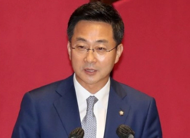 박성준 프로필 나이 고향 학력 경력 재산 페이스북