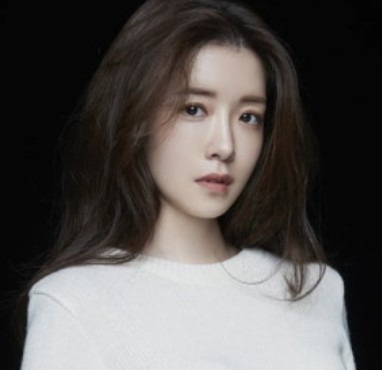 정인선 