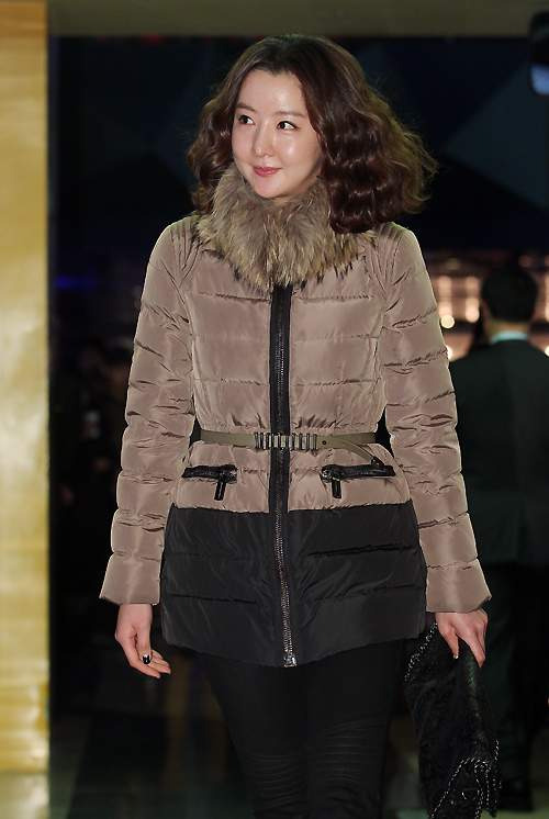 최대훈 부인 결혼