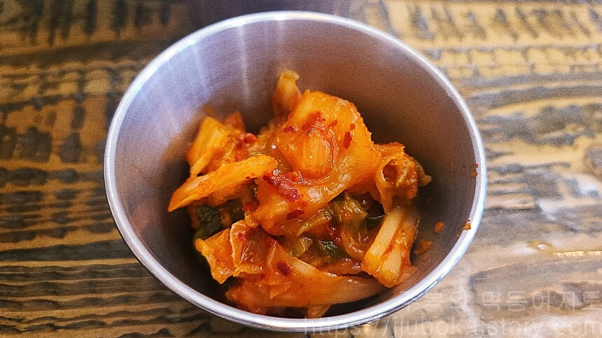 델리커리-밑반찬-깍두기