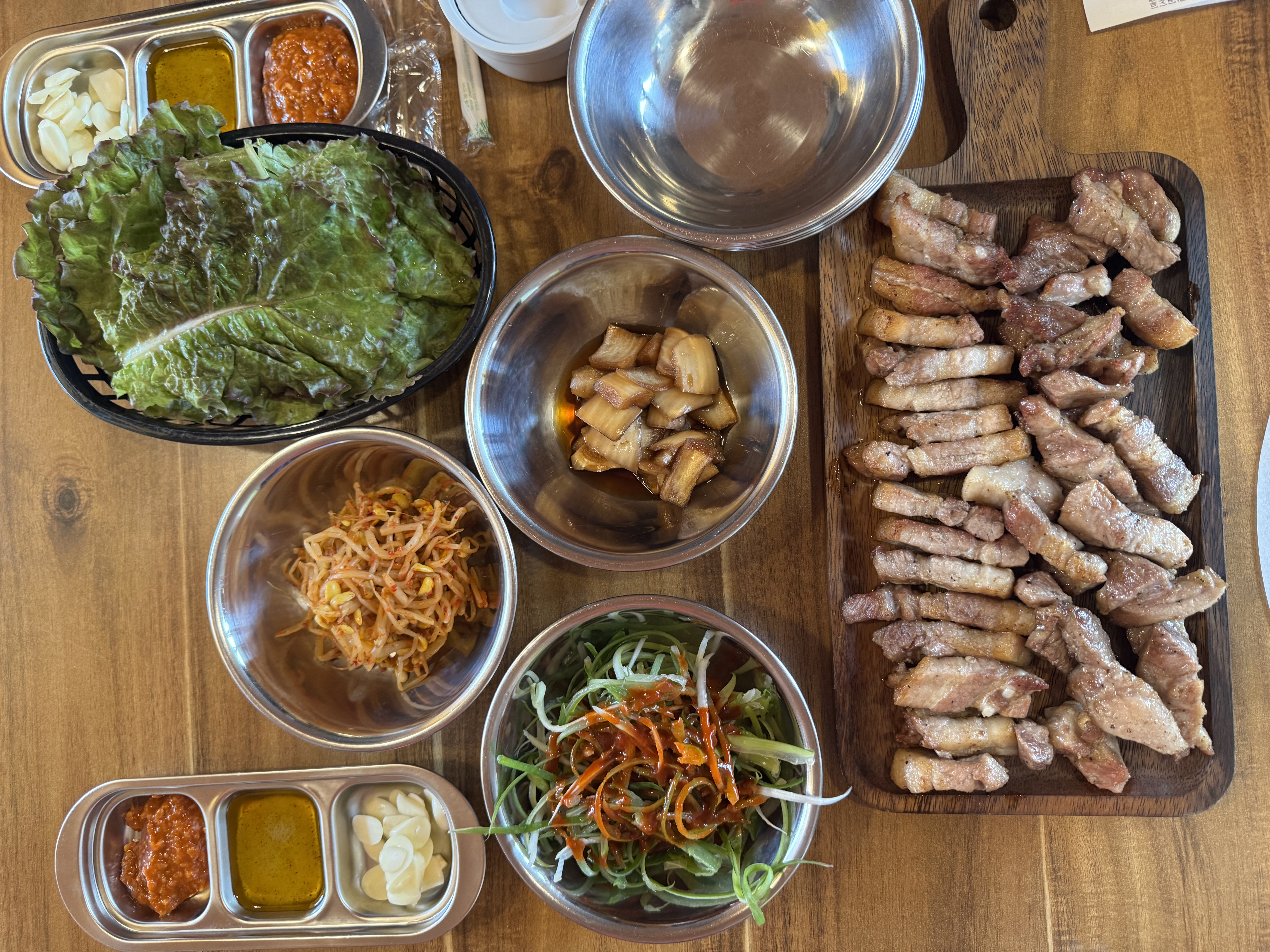 세종 바베큐팩토리 돼지고기 삼겹살 목살 구이 메뉴 사진