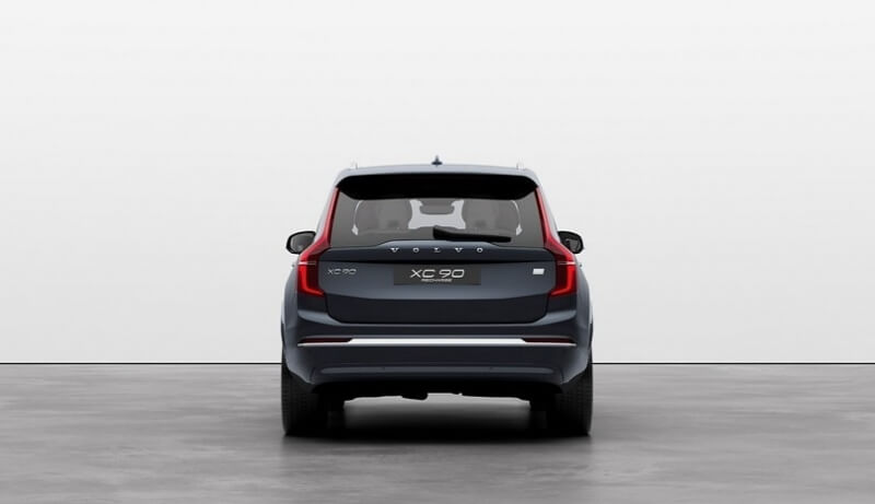 XC90-뒷모습