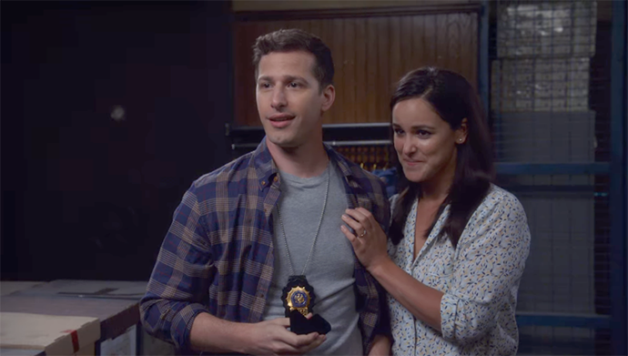 제이크와-에이미-미소