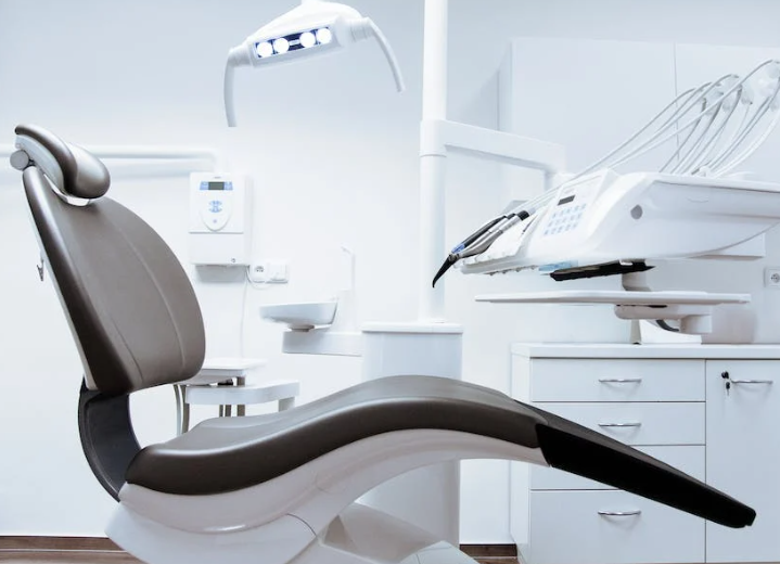 만성 치주염 치주질환 치료법 5가지