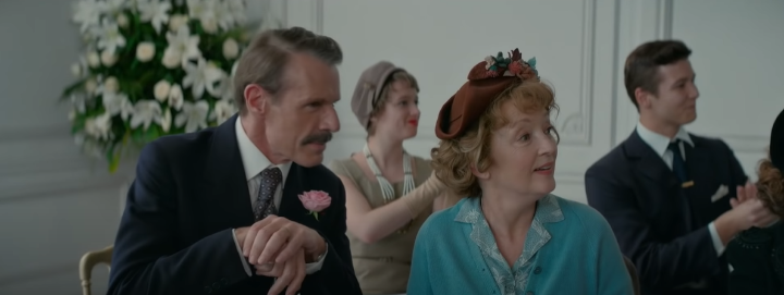 해리스부인에게말을거는백작