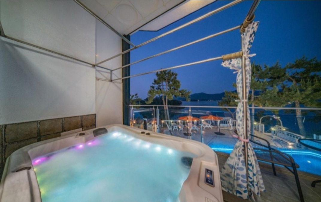 통영 하니스파 펜션 토말스 스파