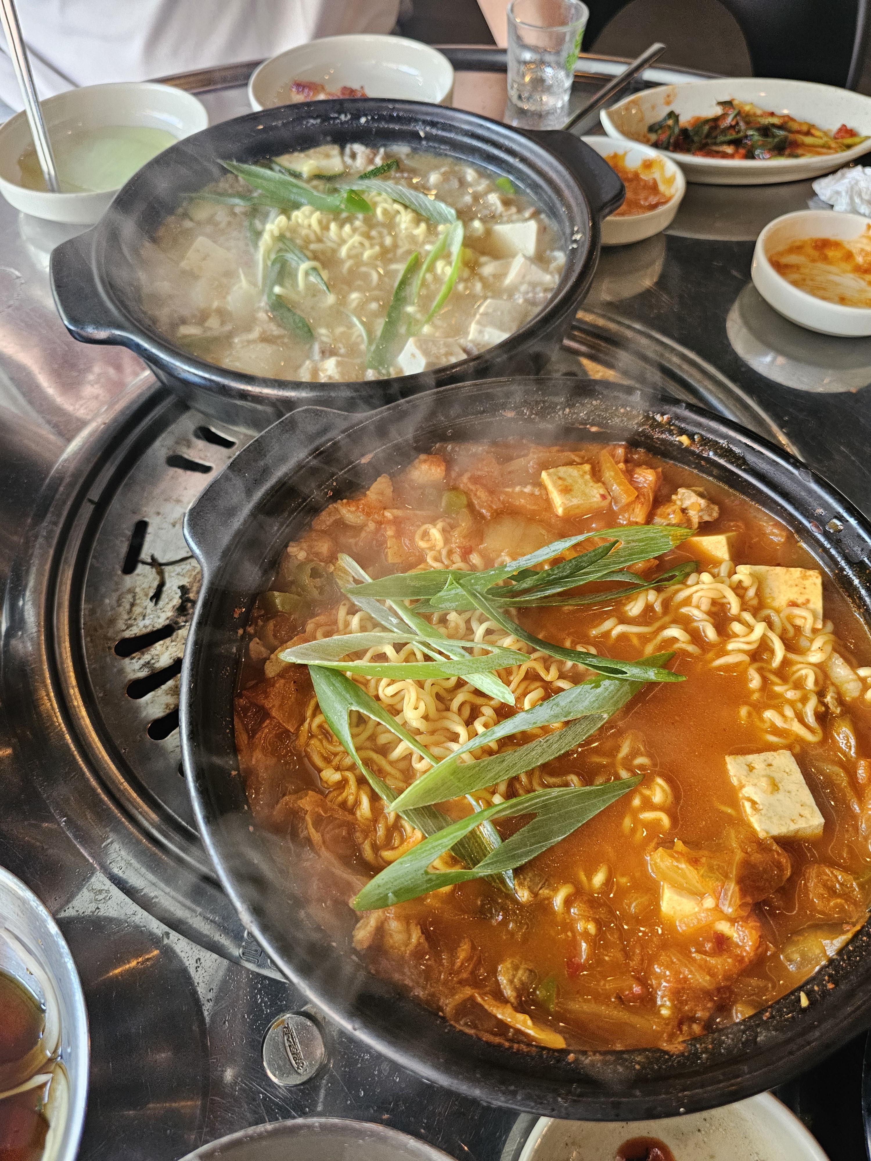 돈필살 고기한판 미나리삼겹살