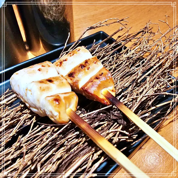 홍대입구, 연남동 맛집 미쉐린 쉐프 짚불 훈연 닭 어깻살, 꼬릿살, 목살, 꼬치구이