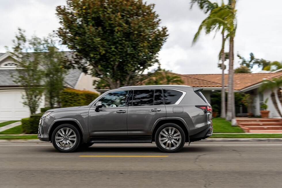 2024 Lexus LX