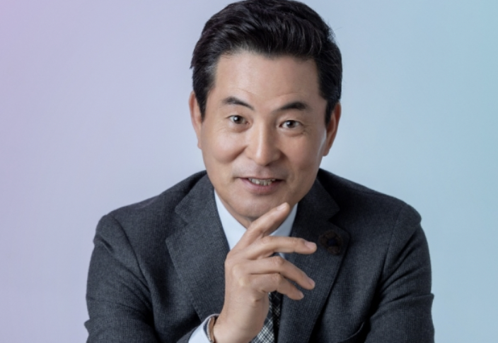 배우 이한위
