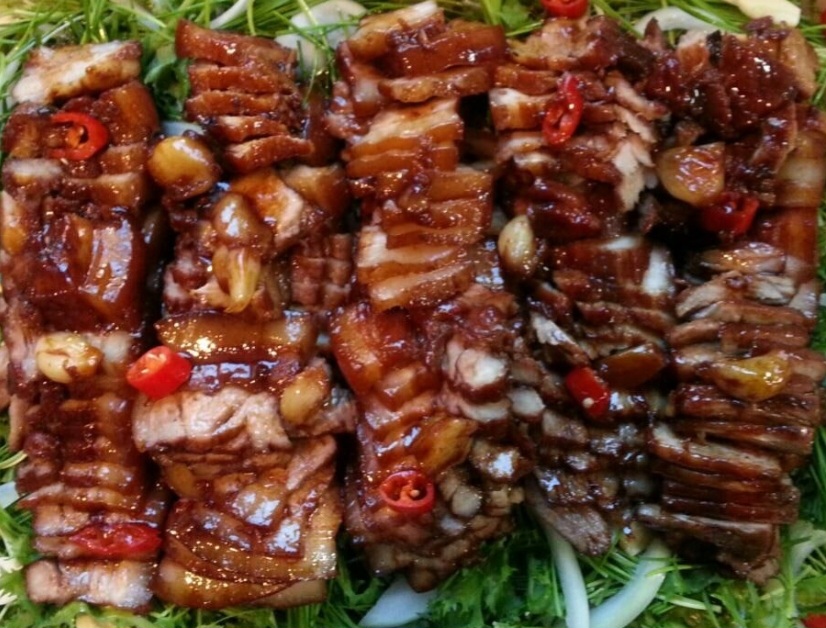 와인수육요리사진