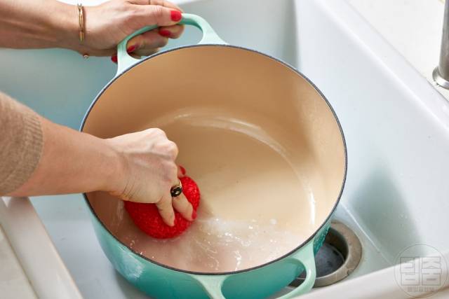 주물냄비 세척 추천,주물냄비 탄자국제거,주물냄비관리