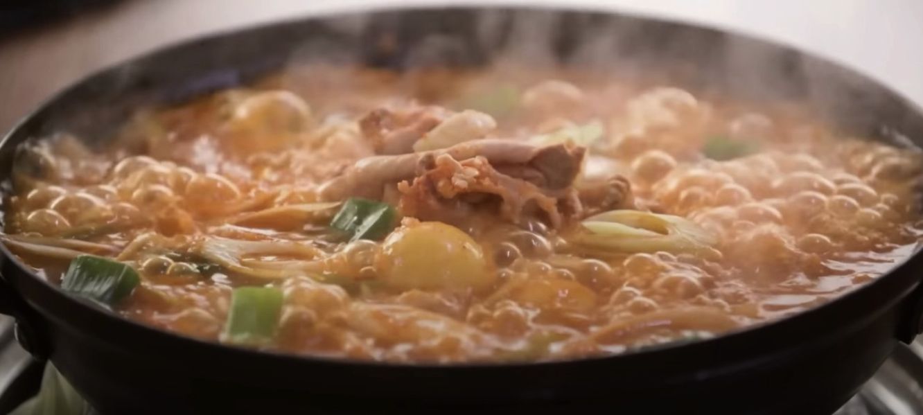 서울 성동구 얼큰 닭내장탕 맛집 &#124; 생방송투데이 방영