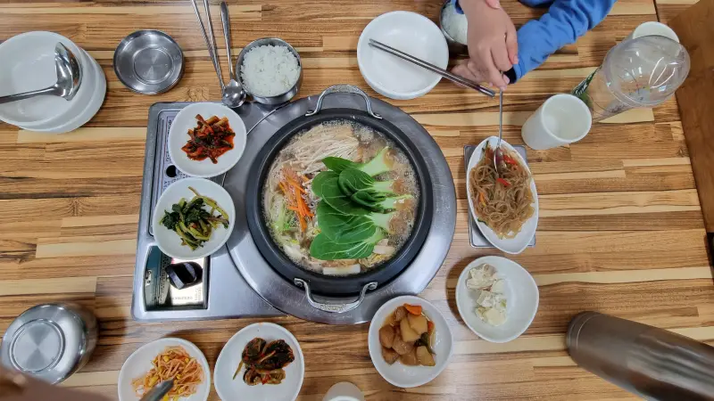 정갈한-한상