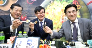 김가네 김용만 회장 입장 &amp;#124; 징역 3년 구형